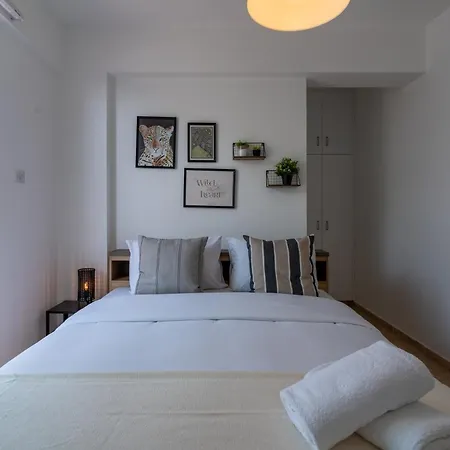 Chloris 3- Bedroom W/pool In