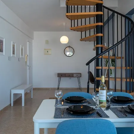 Apartment Chloris 3- Bedroom W/pool In