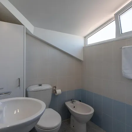 Apartament Chloris 3- Bedroom W/pool In Larnaca