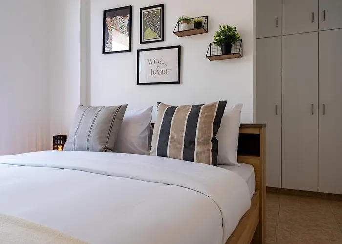 Apartament Chloris 3- Bedroom W/pool In Larnaca